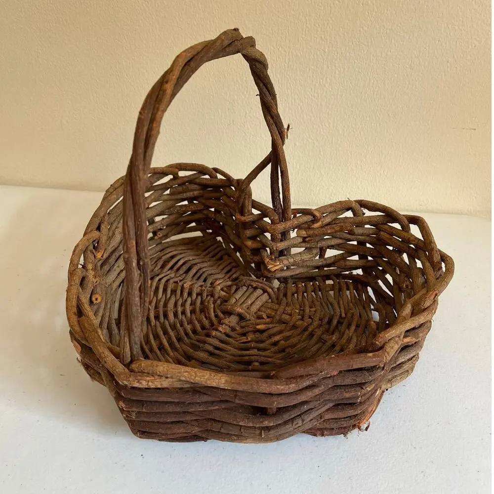 Vintage Rustic Heart Shaped Twig Wicker Basket Romantic Love Cottagecore Granny